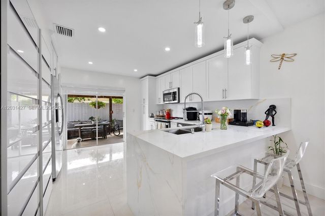 14623 SW 125th Place, Miami, FL 33186
