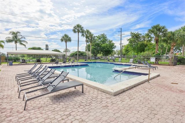 14623 SW 125th Place, Miami, FL 33186