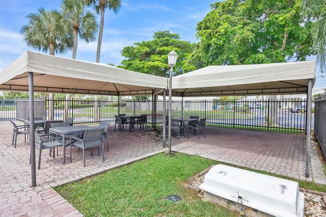 14623 SW 125th Place, Miami, FL 33186