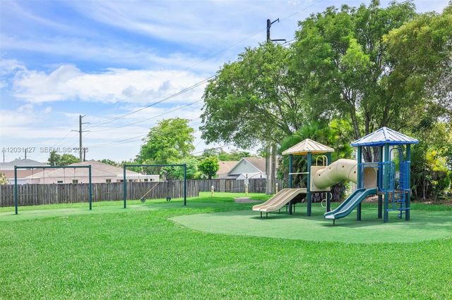 14623 SW 125th Place, Miami, FL 33186