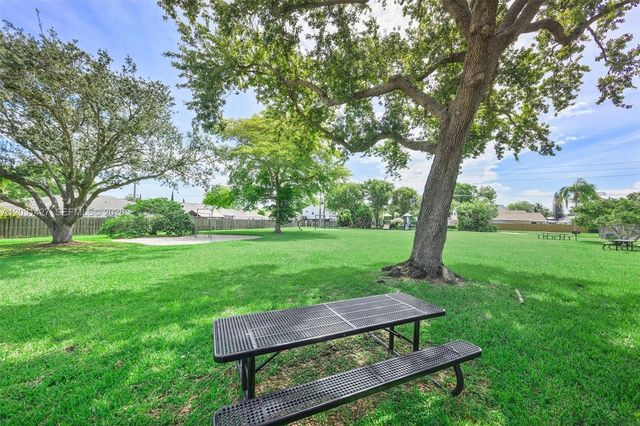 14623 SW 125th Place, Miami, FL 33186