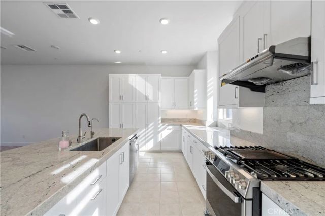 398 Merit, Irvine, CA 92618