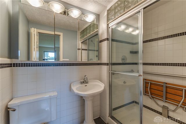 6065 Country Estates Drive, Tipp City, OH 45371