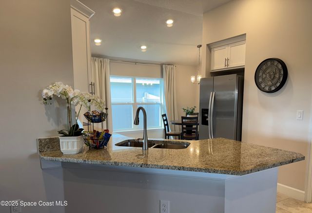 2412 Pinwherry Street NW, Palm Bay, FL 32907