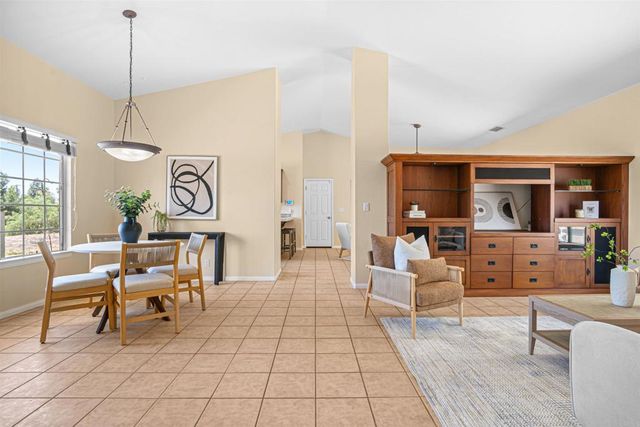 29027 The Yellow Brick Road, Valley Center, CA 92082