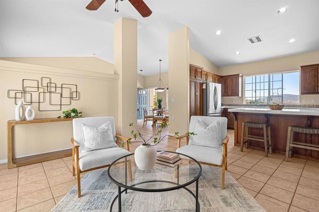 29027 The Yellow Brick Road, Valley Center, CA 92082