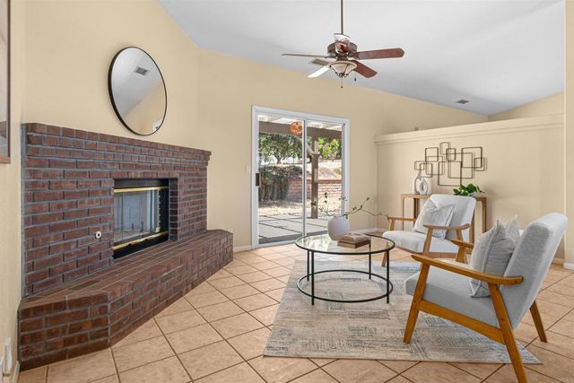 29027 The Yellow Brick Road, Valley Center, CA 92082