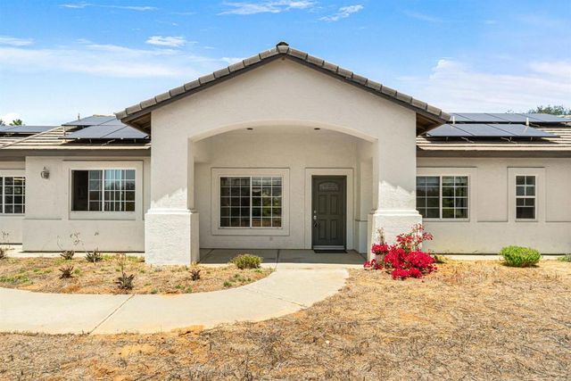 29027 The Yellow Brick Road, Valley Center, CA 92082