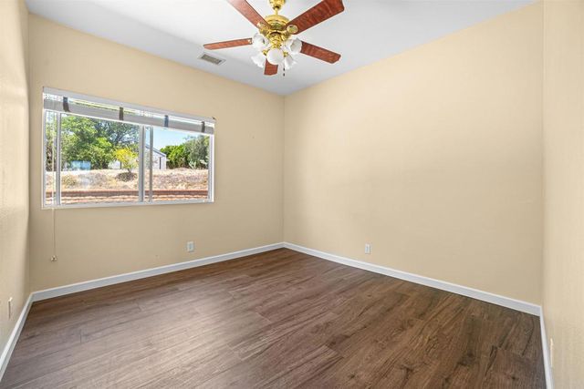 29027 The Yellow Brick Road, Valley Center, CA 92082