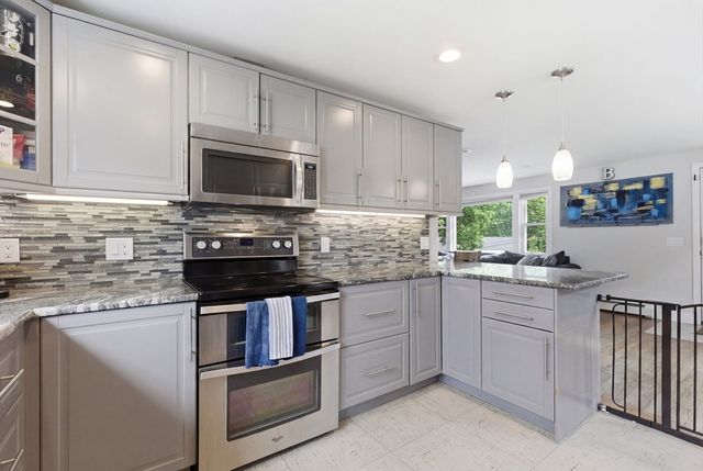 9 James Terrace, Woburn, MA 01801