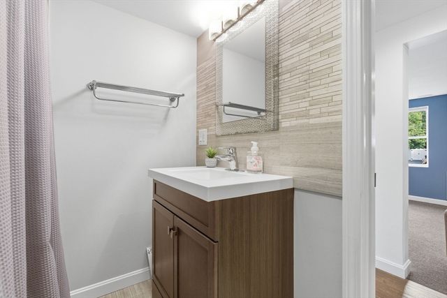 9 James Terrace, Woburn, MA 01801