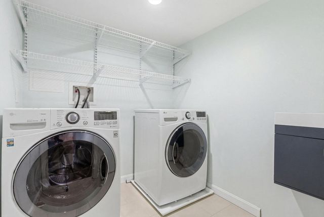 9 James Terrace, Woburn, MA 01801