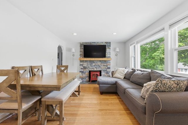9 James Terrace, Woburn, MA 01801