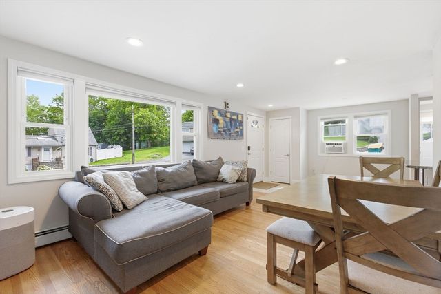 9 James Terrace, Woburn, MA 01801
