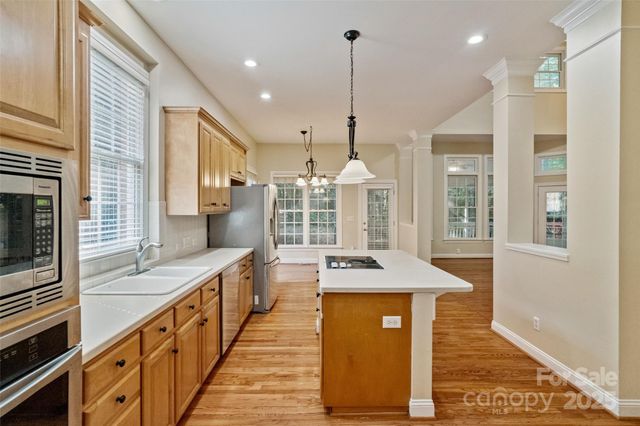 9429 Briarwick Lane, Charlotte, NC 28277