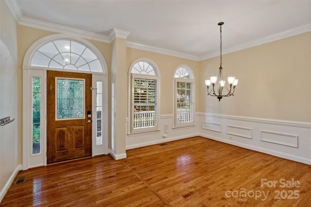 9429 Briarwick Lane, Charlotte, NC 28277