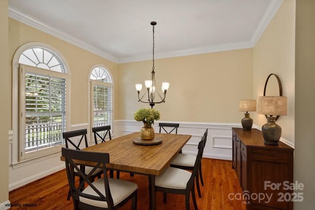 9429 Briarwick Lane, Charlotte, NC 28277