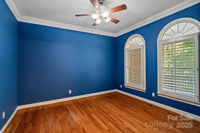 9429 Briarwick Lane, Charlotte, NC 28277