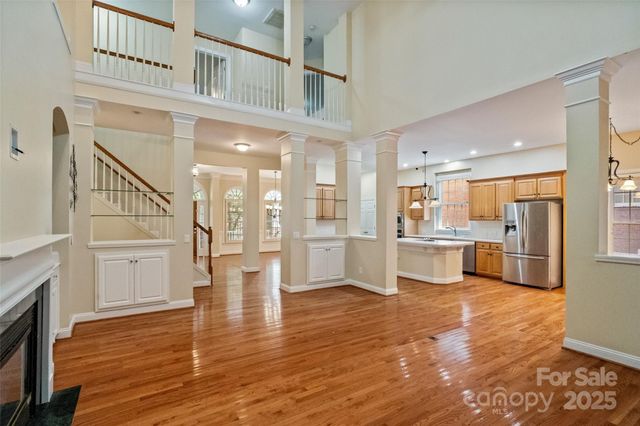 9429 Briarwick Lane, Charlotte, NC 28277