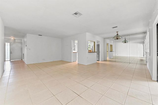329 Knob Hill Boulevard, Boca Raton, FL 33431