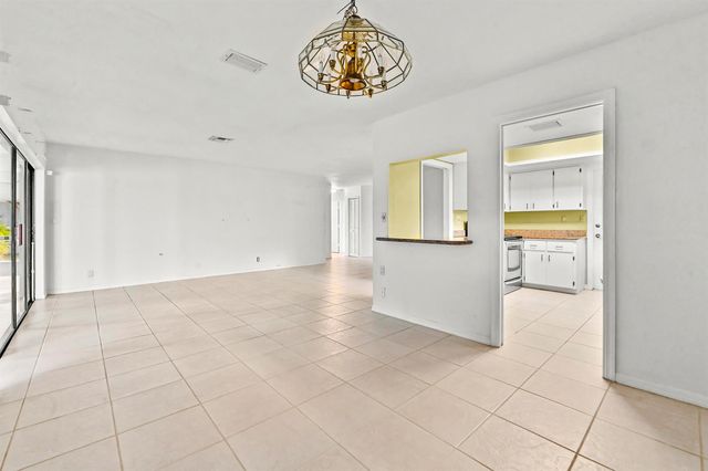 329 Knob Hill Boulevard, Boca Raton, FL 33431