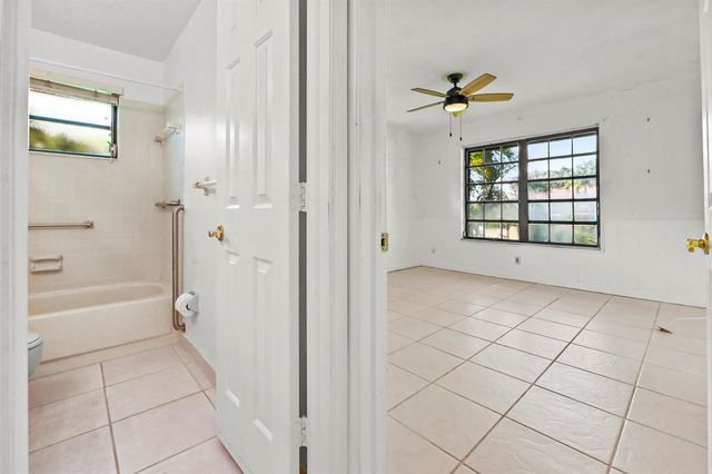 329 Knob Hill Boulevard, Boca Raton, FL 33431