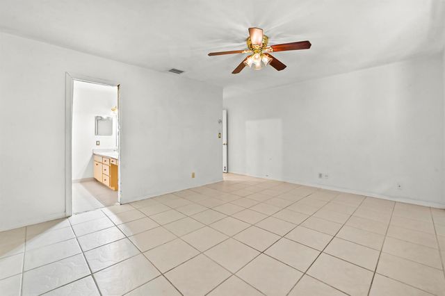 329 Knob Hill Boulevard, Boca Raton, FL 33431