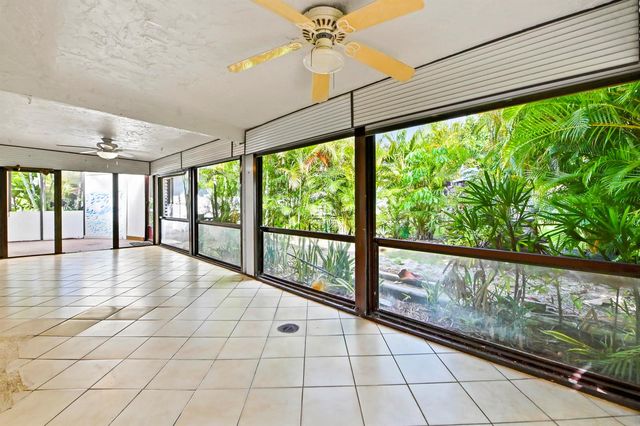 329 Knob Hill Boulevard, Boca Raton, FL 33431
