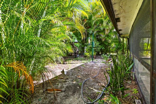 329 Knob Hill Boulevard, Boca Raton, FL 33431