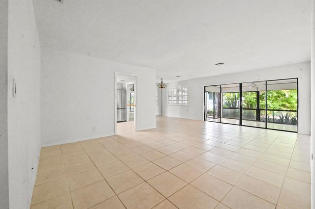 329 Knob Hill Boulevard, Boca Raton, FL 33431