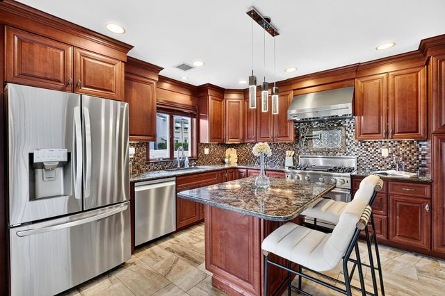 112 HATHAWAY ST, Wallington, NJ 07057