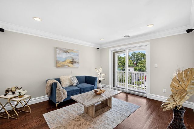 112 HATHAWAY ST, Wallington, NJ 07057