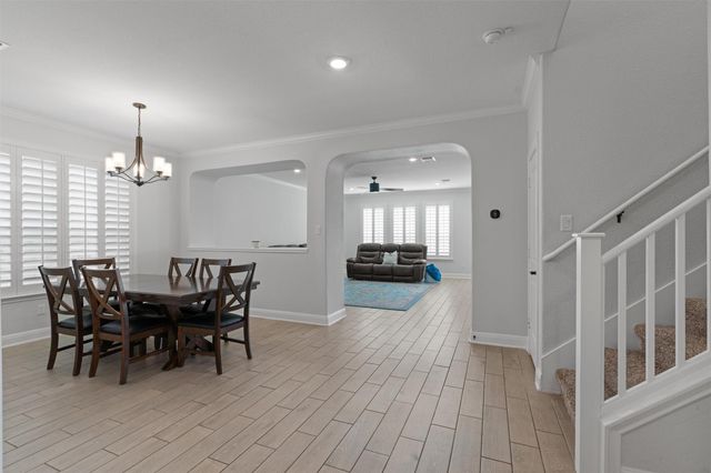 136 Danablu DR, Hutto, TX 78634