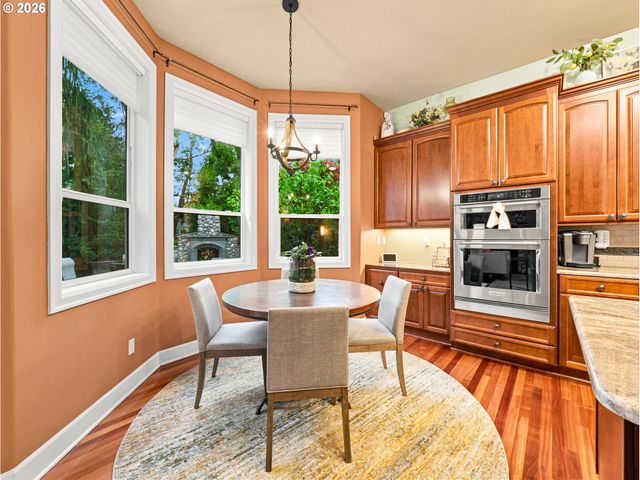 9630 Sw IOWA Dr, Tualatin, OR 97062
