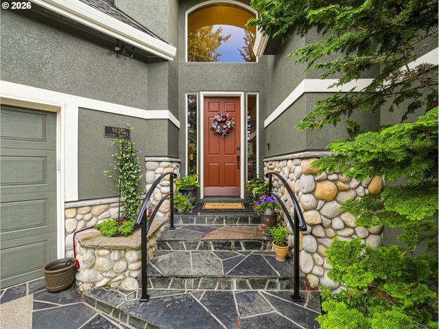 9630 Sw IOWA Dr, Tualatin, OR 97062