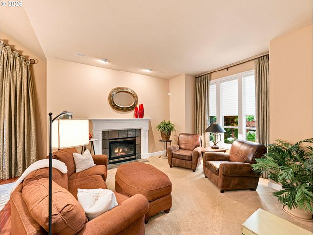 9630 Sw IOWA Dr, Tualatin, OR 97062