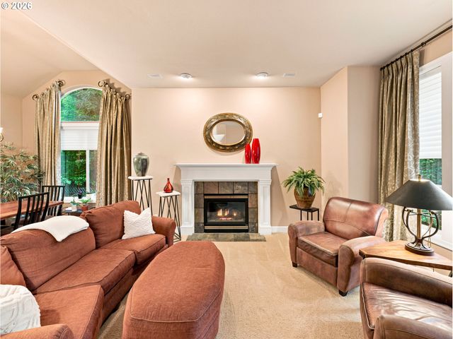 9630 Sw IOWA Dr, Tualatin, OR 97062