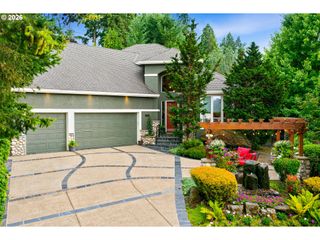 9630 Sw IOWA Dr, Tualatin, OR 97062