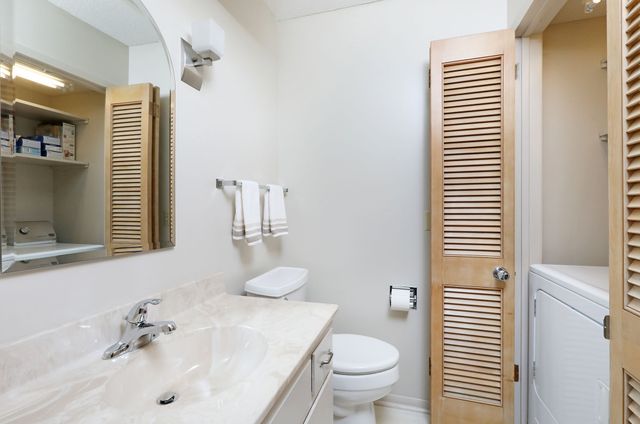 1055 21st Street, West Des Moines, IA 50265