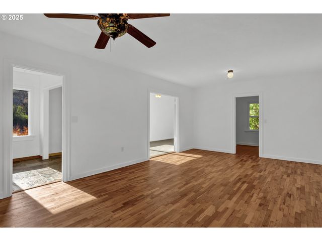 1115 Sw HARBOR Ave, Lincoln City, OR 97367