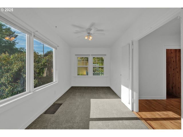 1115 Sw HARBOR Ave, Lincoln City, OR 97367