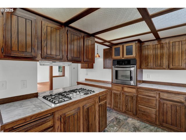 1115 Sw HARBOR Ave, Lincoln City, OR 97367