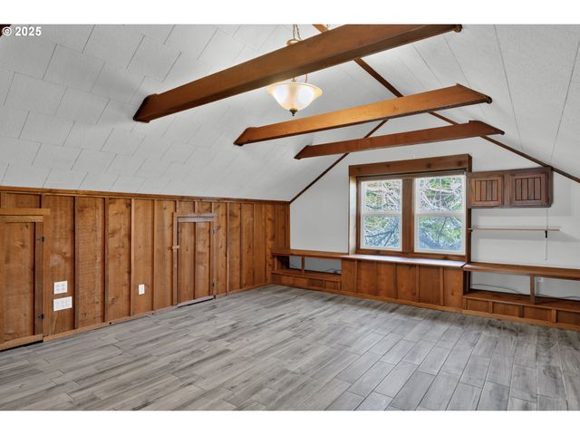 1115 Sw HARBOR Ave, Lincoln City, OR 97367