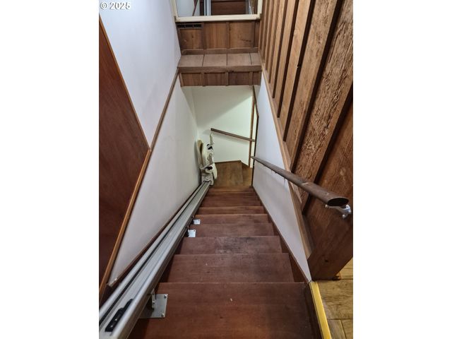 1115 Sw HARBOR Ave, Lincoln City, OR 97367