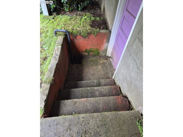 1115 Sw HARBOR Ave, Lincoln City, OR 97367