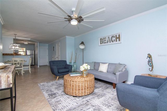 2675 ST JOSEPHS DRIVE E B, Dunedin, FL 34698