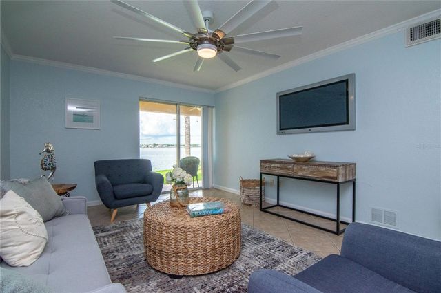 2675 ST JOSEPHS DRIVE E B, Dunedin, FL 34698