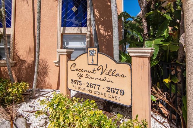 2675 ST JOSEPHS DRIVE E B, Dunedin, FL 34698