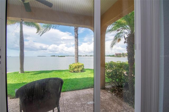 2675 ST JOSEPHS DRIVE E B, Dunedin, FL 34698