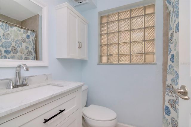 2675 ST JOSEPHS DRIVE E B, Dunedin, FL 34698